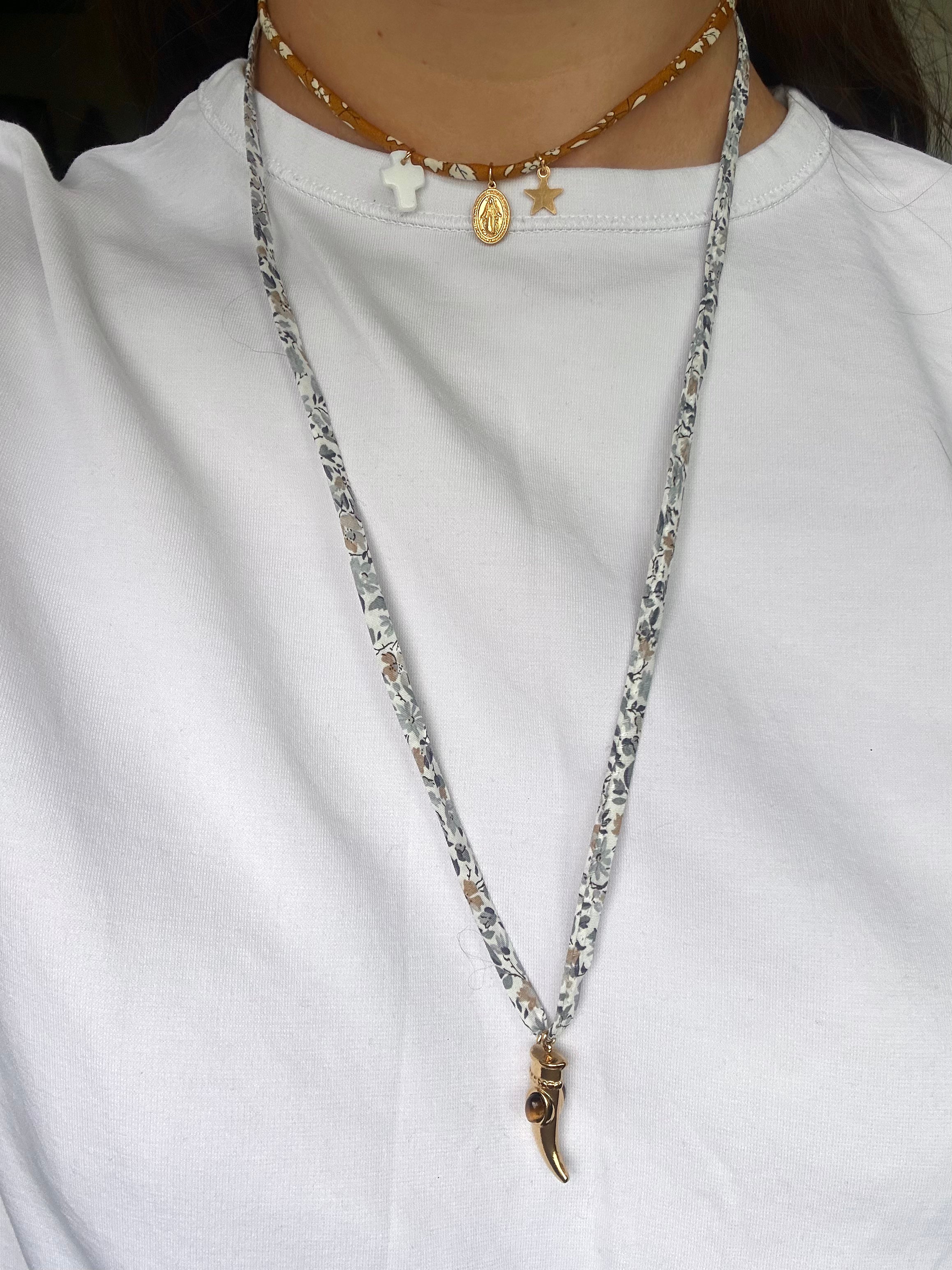 Collier Iris